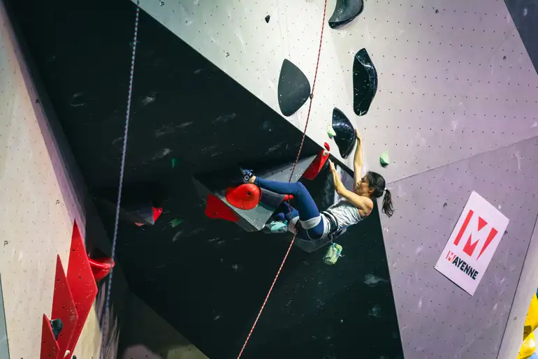 Marina Dias vence etapa da Copa do Mundo de paraescalada nos EUA